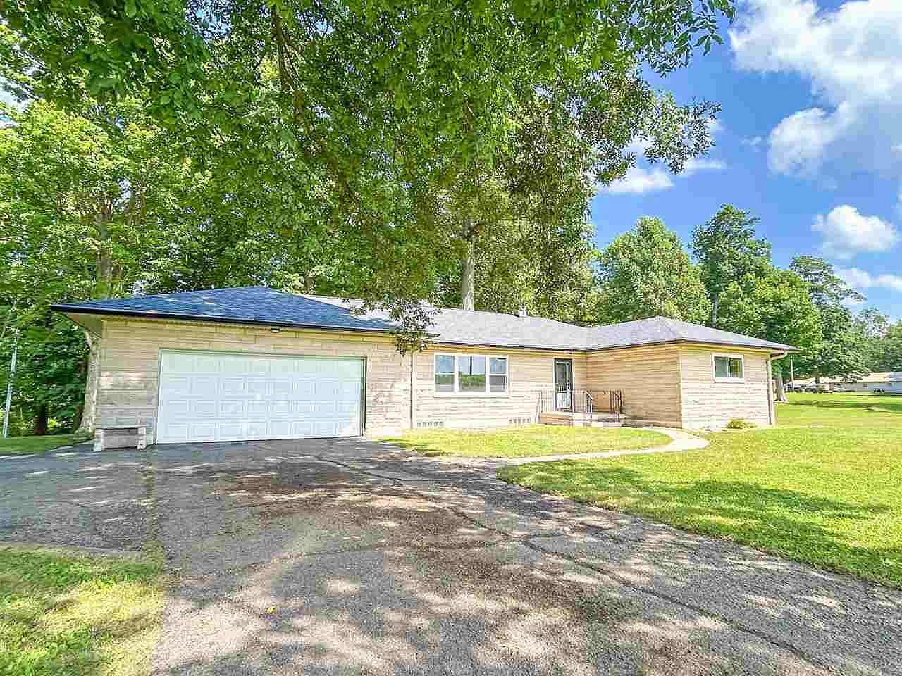 6680 N Manlove Park Rd, Milton, IN 47357 | Zillow
