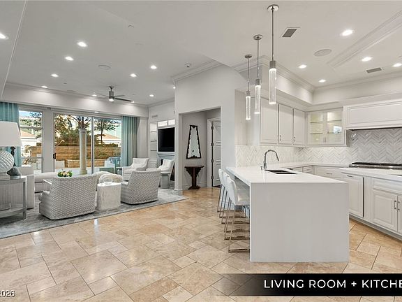 3rd image of 9101 Alta Dr Unit 103
