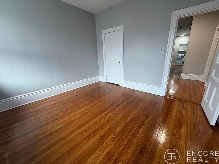 11 Park St #7 — Photo 10