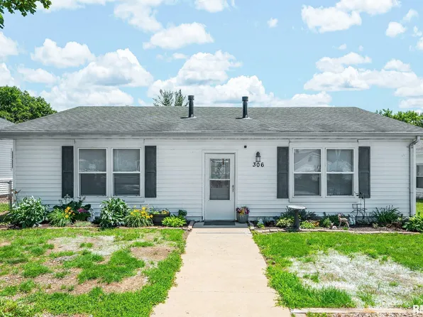 306 S Main St, Peoria, IL 61604