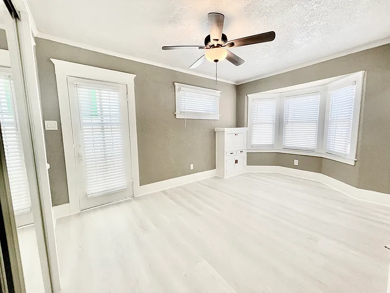 672 Junipero Ave #672 — Photo 9