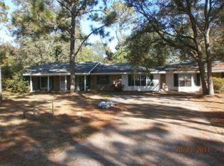 6036 Mandie Ln, Milton, FL 32570