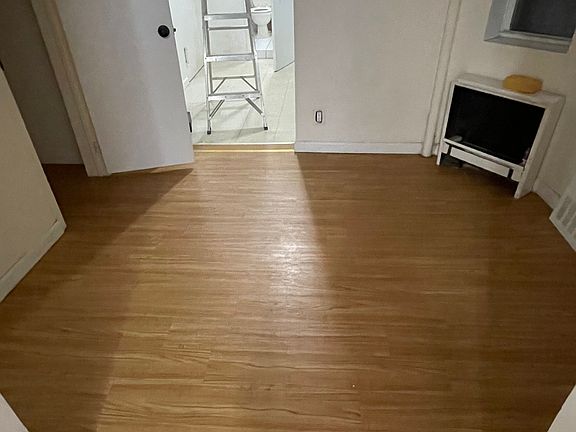 5th image of 316 E 62nd St #3ER