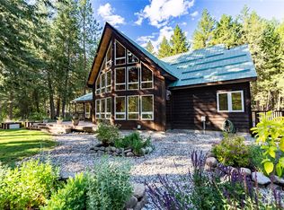 6 Lupine Rd, Winthrop, WA 98862