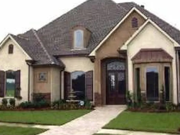 208 Lac Penchant Dr, Luling, LA 70070