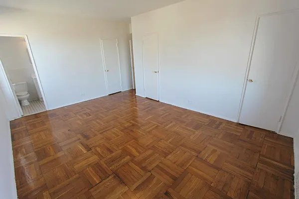 Rented by Hatuka Properties | media 26