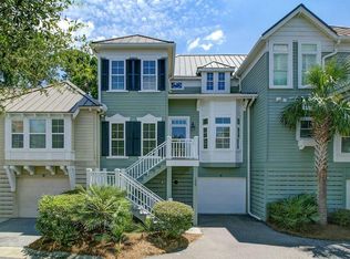 1920 English Ivy Ct, Mount Pleasant, SC 29464