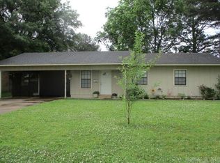 371 Barry St E, Wynne, AR 72396
