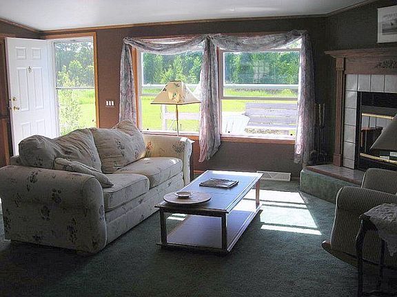 2nd image of 10360 Orchard Dr