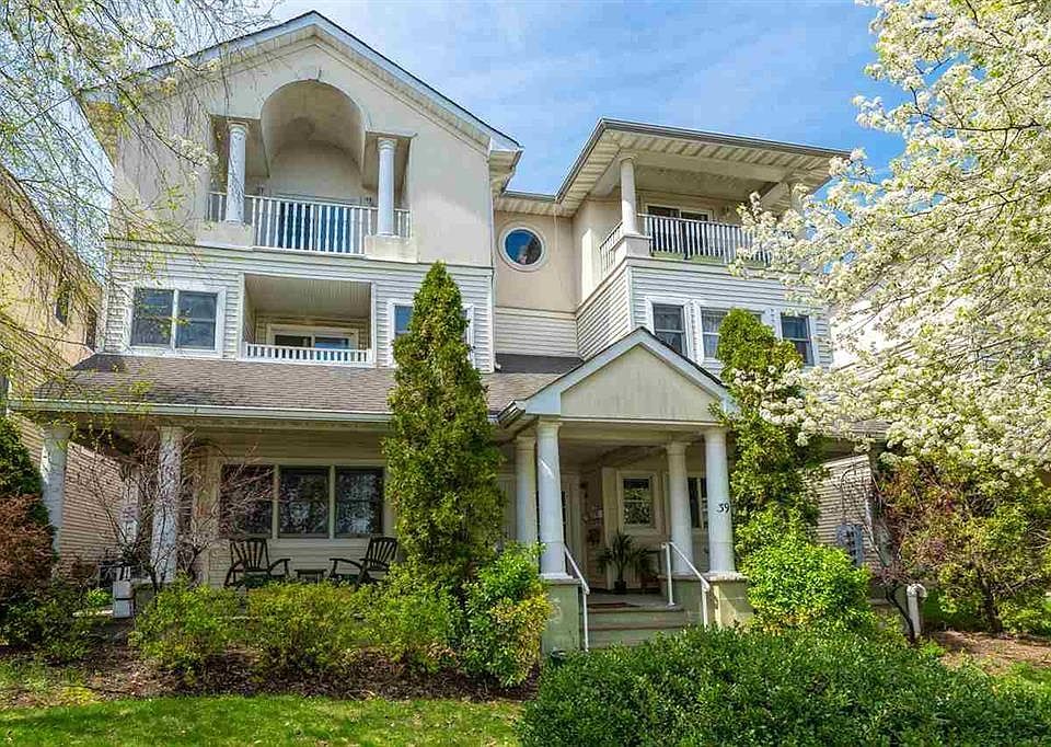 2nd image of 37 Hamilton Ave #A