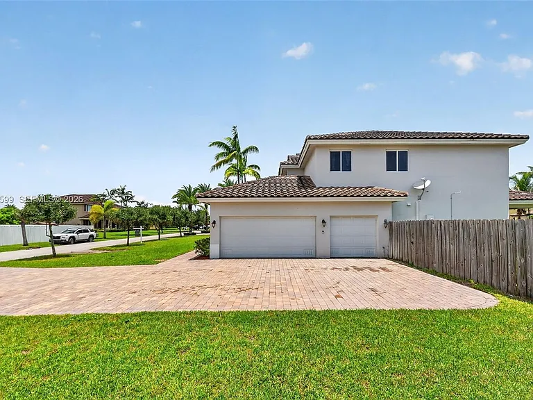 20903 SW 133rd Ave — Photo 16