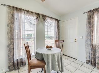 6144 S Foxhunt Dr, Tucson, AZ 85746