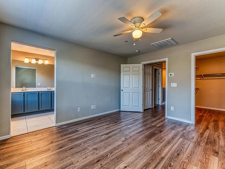 667 Sleeping City Ave — Photo 12