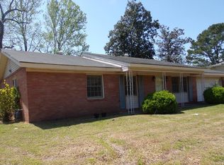 109 Azalea Ln, Vicksburg, MS 39180