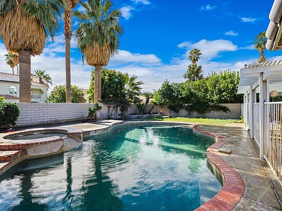 3rd image of 68385 Risueno Rd