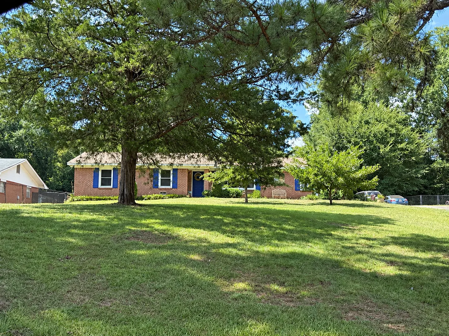 Eastside Dr, Columbus — Photo 1