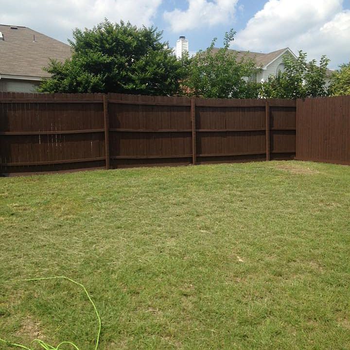 2nd image of 1078 Magnolia Ln