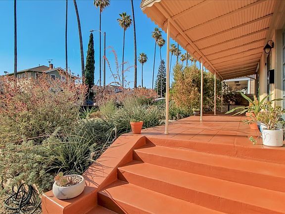 Front Patio 1