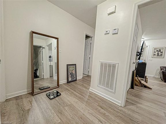 4th image of 1445 Bailey Cir