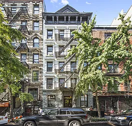 264 West 22nd Street in Chelsea