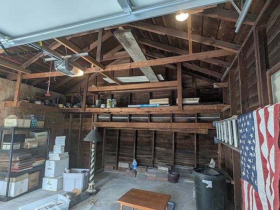5th image of 5840 William St