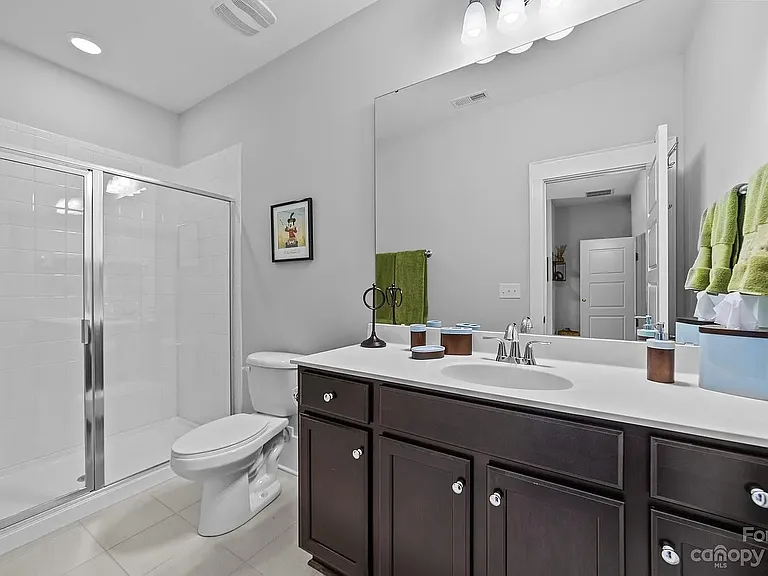 412 Eli St — Photo 20