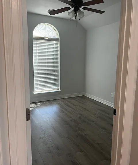 3903 Tournay Ln — Photo 20