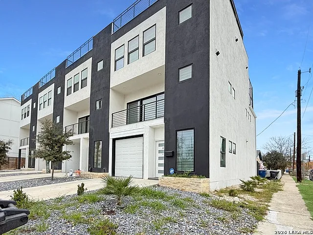 308 S Mesquite St #104 — Photo 7