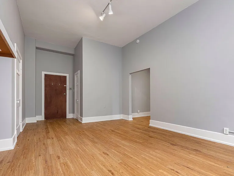 222 W Magnolia Ave — Photo 22