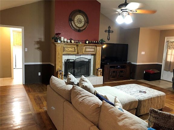 5th image of 104 Harli Dr