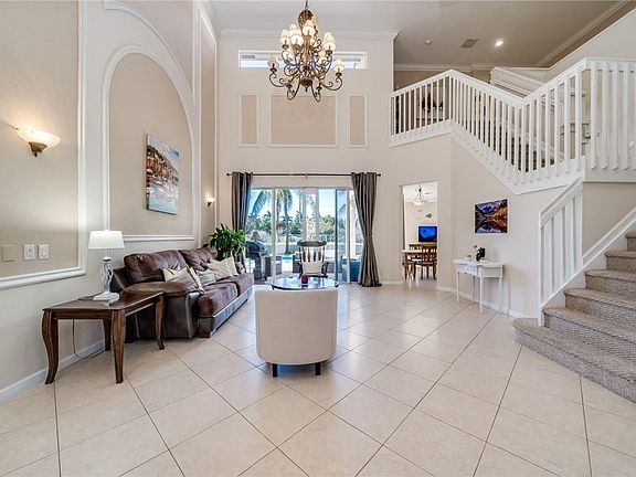 4th image of 1841 Harbor Pointe Circle