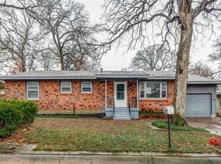 308 E Ellen Ave, Hurst, TX 76053