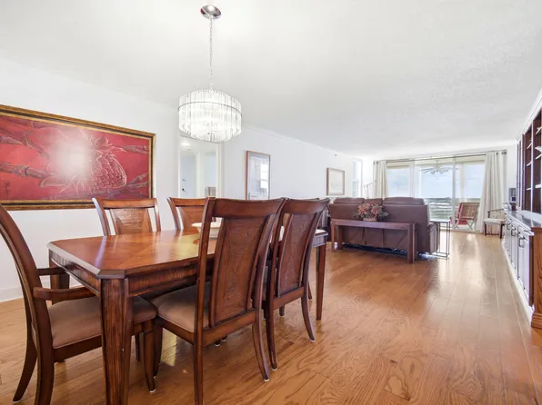 3507 Oaks Way APT 911, Pompano Beach, FL 33069