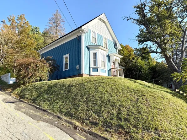 592 Westminster Hill Rd, Fitchburg, MA 01420