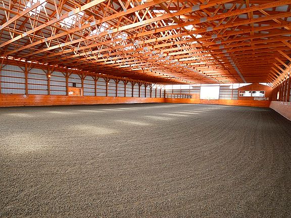 Indoor ring with Sure Foot