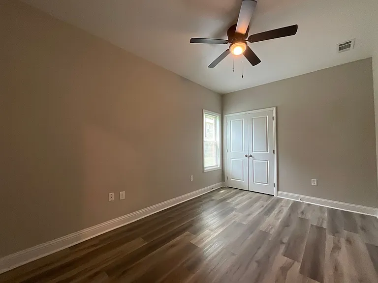 819 Ellis St — Photo 15