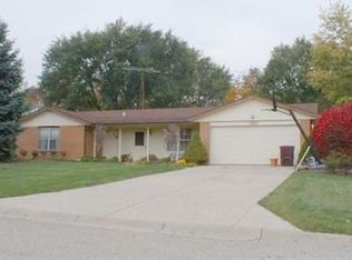 369 Big Stone Rd, Dayton, OH 45434