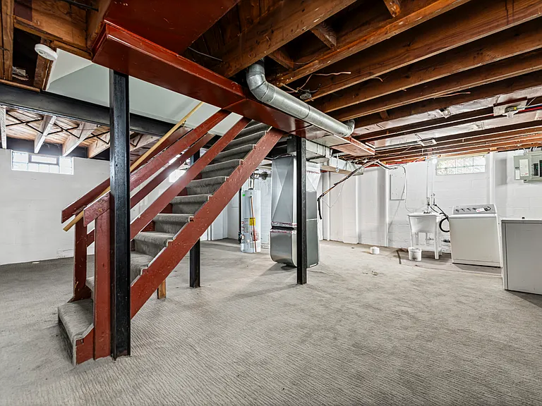 20220 Kenosha St — Photo 13
