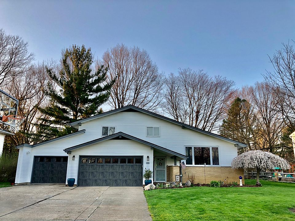 1st image of 34645 Jaclyn Dr