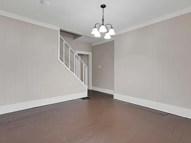 2709-2711 Sullivant Ave — Photo 11