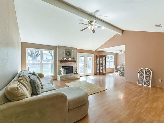 2nd image of 19830 Packwood Dr