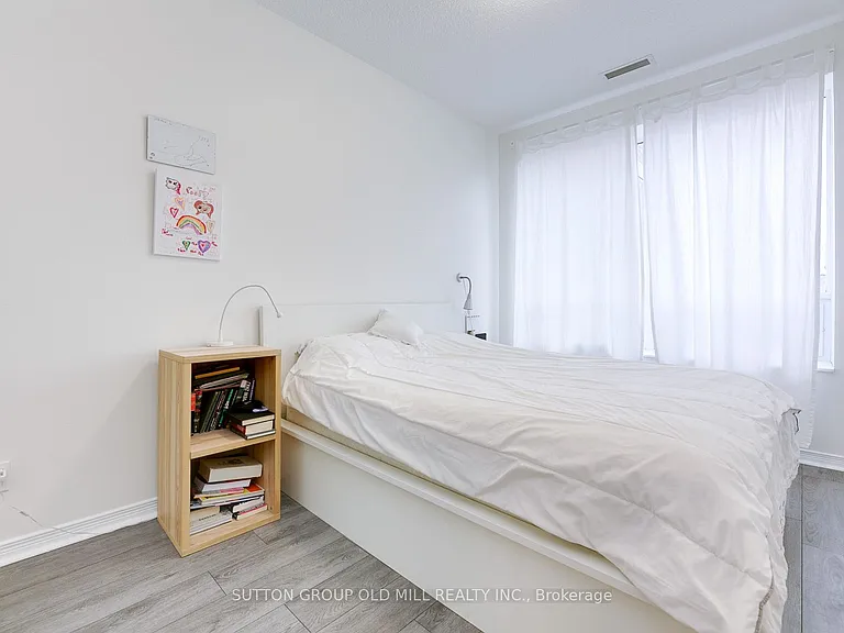 61 Heintzman St #308 — Photo 12