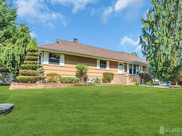 77 Michael Rd, Spotswood, NJ 08884