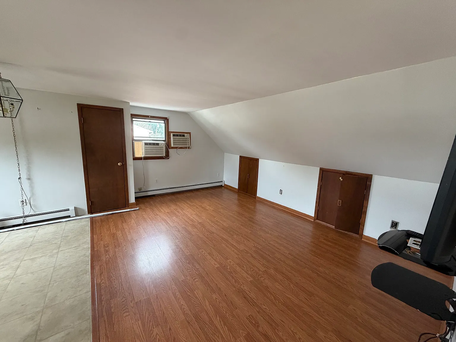 2 bed, 1000 sqft, $2,250 — Photo 2