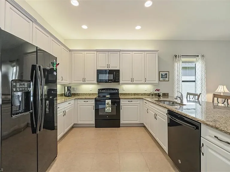 13466 Sumter Ln — Photo 8