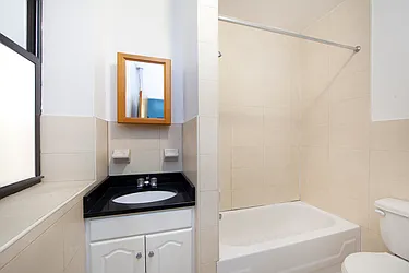 Rented by R New York