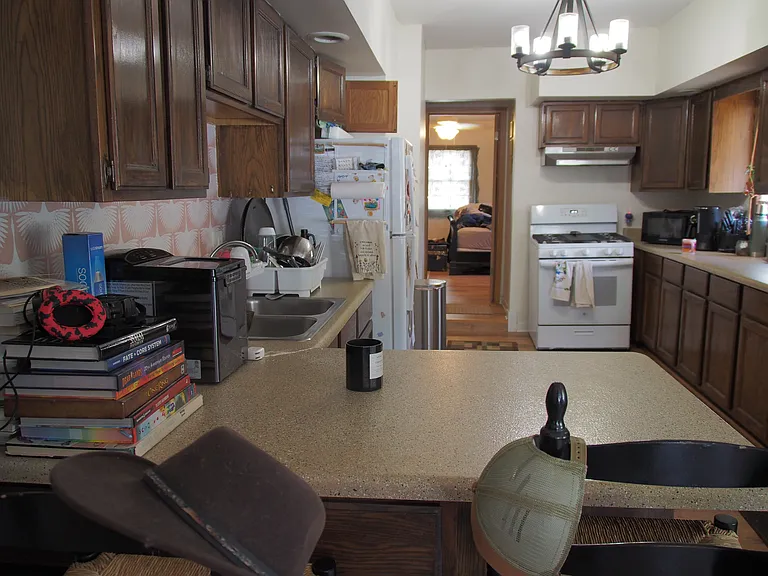 1043 Edmund Ave #1 — Photo 22