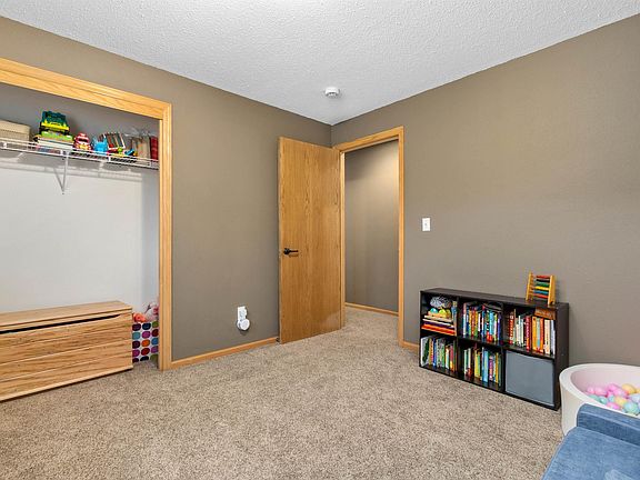 5th image of 5208 S Birchwood Ave