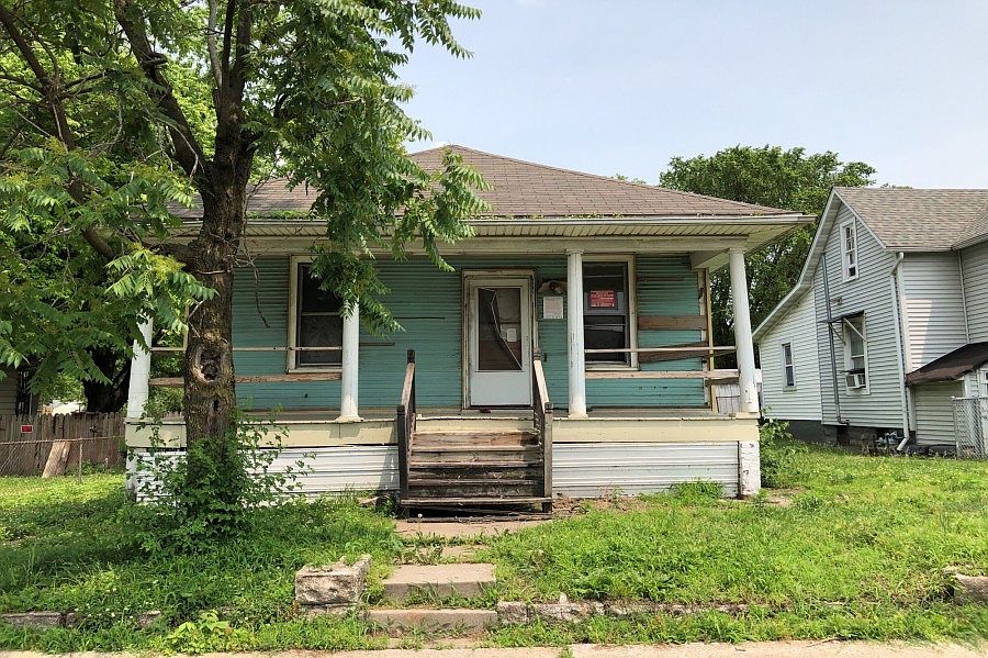 1st image of 2302 W 23rd St