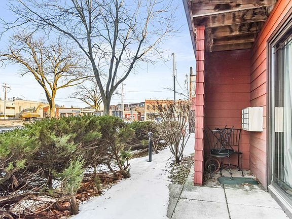 3rd image of 110 S 2nd St